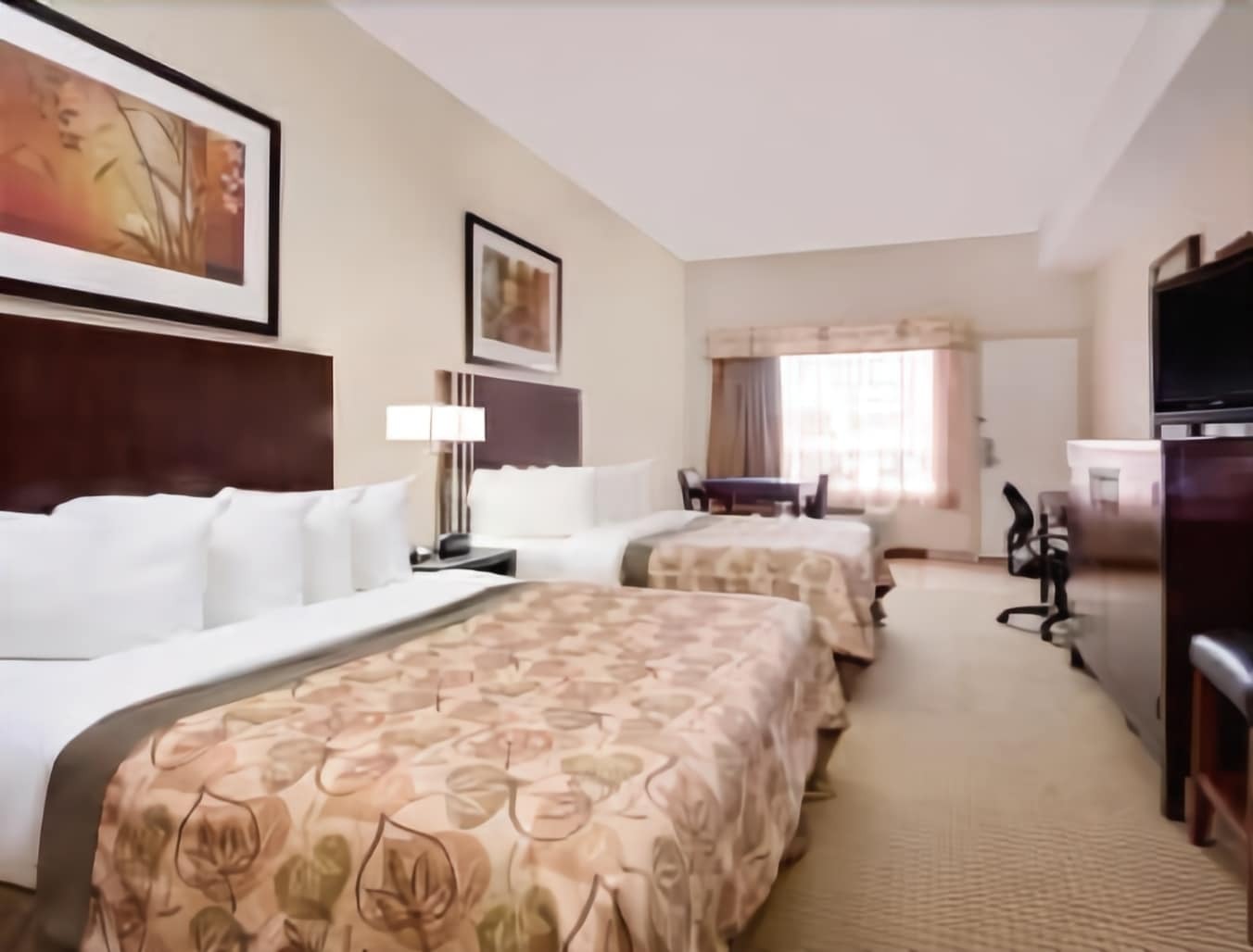 Ramada By Wyndham Lac La Biche Екстер'єр фото